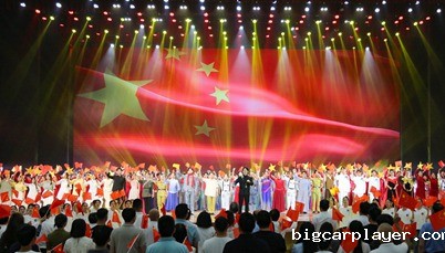 跃动的思政课堂！川大betvictro伟德app下载学院红色主题文艺晚会“超燃”